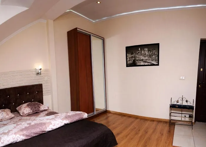 Квартири Подобово Івано-Франківська Nice Apartments For Booking