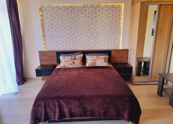 Квартири Подобово Івано-Франківська Nice Apartments For Booking