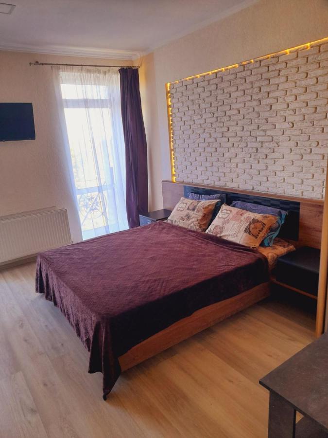 Apartment квартири подобово івано-франківська For *
